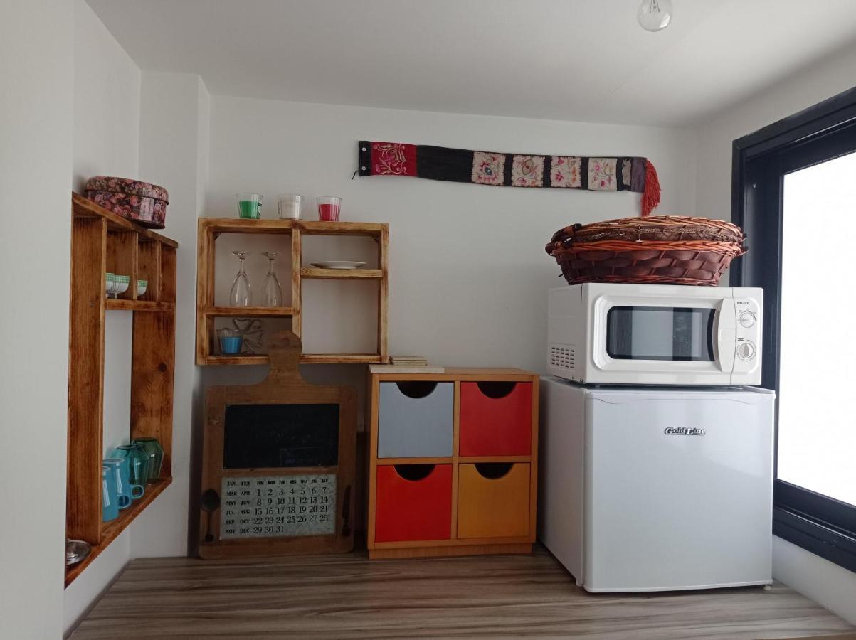 New! Great Location! Vibrant Downtown, Talpiot Market, Flea Market, Carmel Beach, Close To Everywhere Apartment Хайфа Екстериор снимка