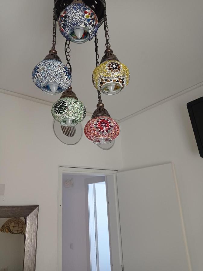 New! Great Location! Vibrant Downtown, Talpiot Market, Flea Market, Carmel Beach, Close To Everywhere Apartment Хайфа Екстериор снимка